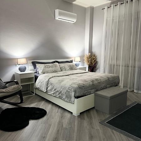 Trento House Zona Stazione Centro Storico Apartment Parma Bagian luar foto
